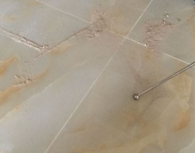 泸水瓷砖空鼓维修公司分享粘合剂选择不当在瓷砖铺贴过程中可能导致以下问题